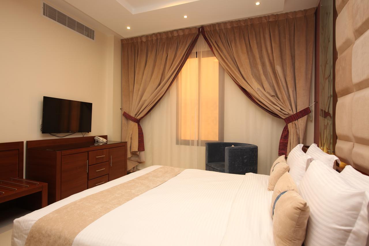 อัล มูฮัยดบ์ ดาวน์ทาวน์ Aparthotel ริยาดห์ ภายนอก รูปภาพ