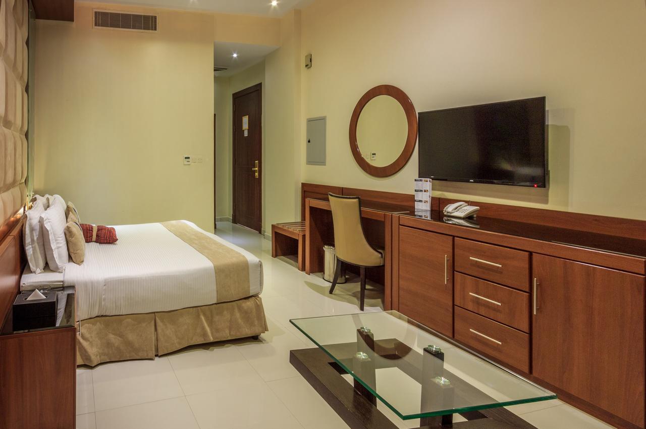 อัล มูฮัยดบ์ ดาวน์ทาวน์ Aparthotel ริยาดห์ ภายนอก รูปภาพ