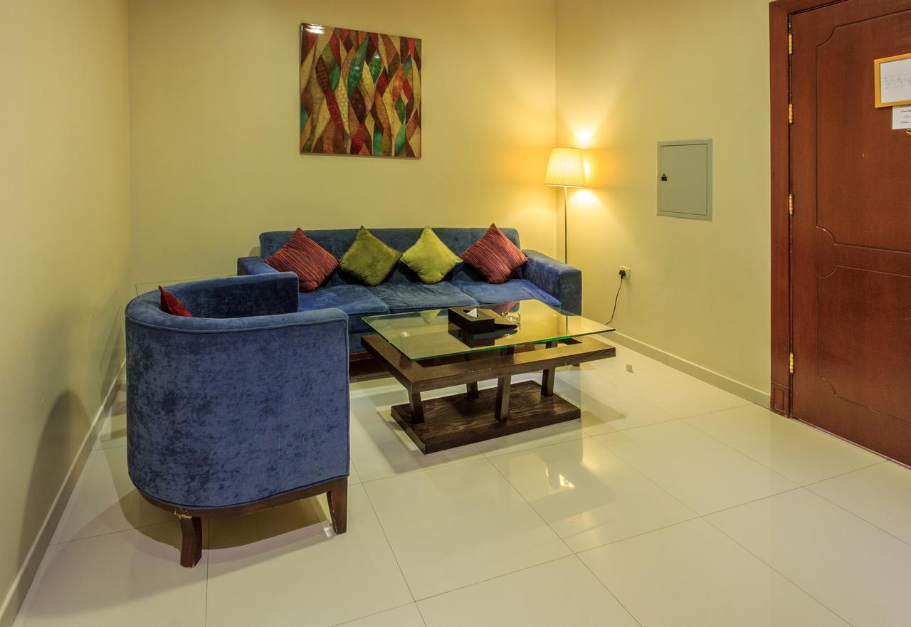 อัล มูฮัยดบ์ ดาวน์ทาวน์ Aparthotel ริยาดห์ ภายนอก รูปภาพ