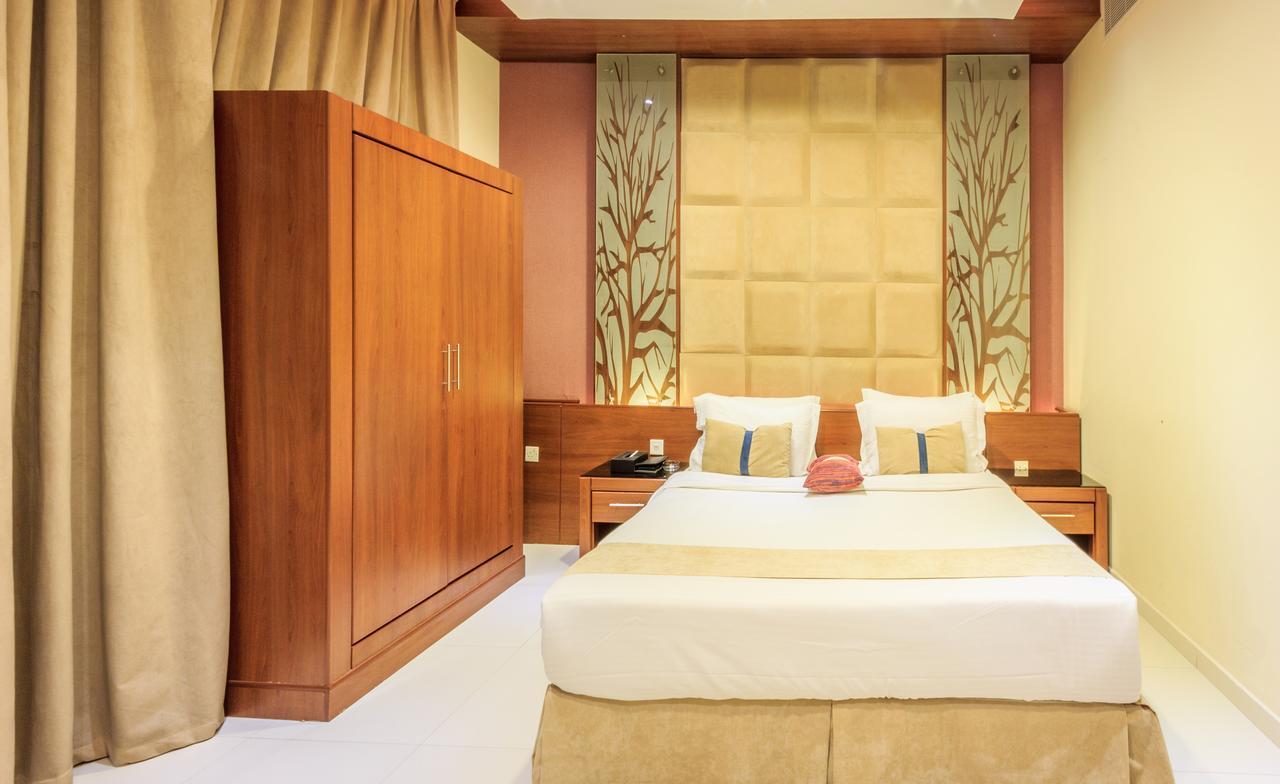 อัล มูฮัยดบ์ ดาวน์ทาวน์ Aparthotel ริยาดห์ ภายนอก รูปภาพ